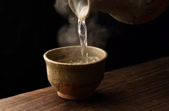 純糧陳年散裝酒